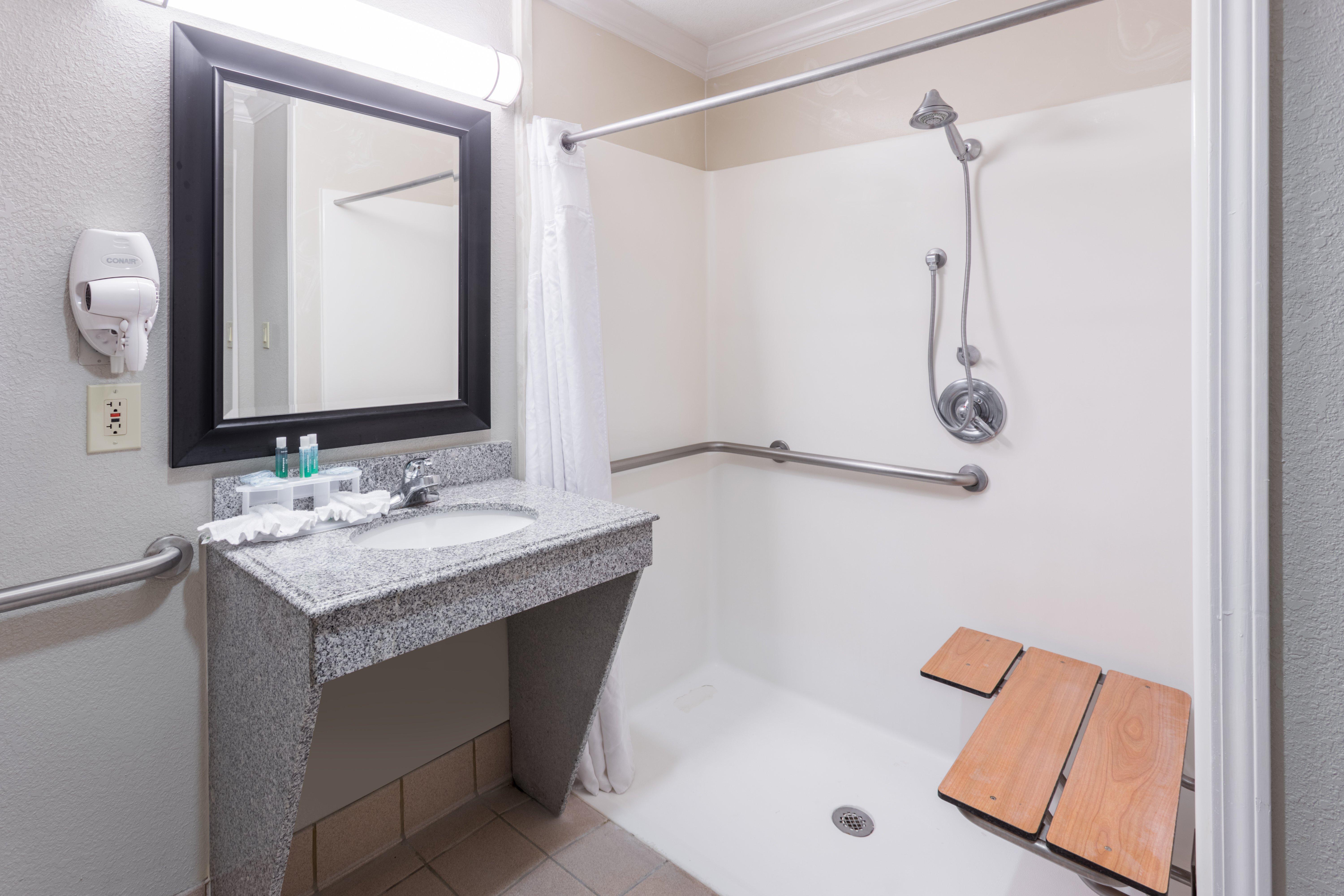 Holiday Inn Express Hotel And Suites Lake Charles By Ihg Kültér fotó
