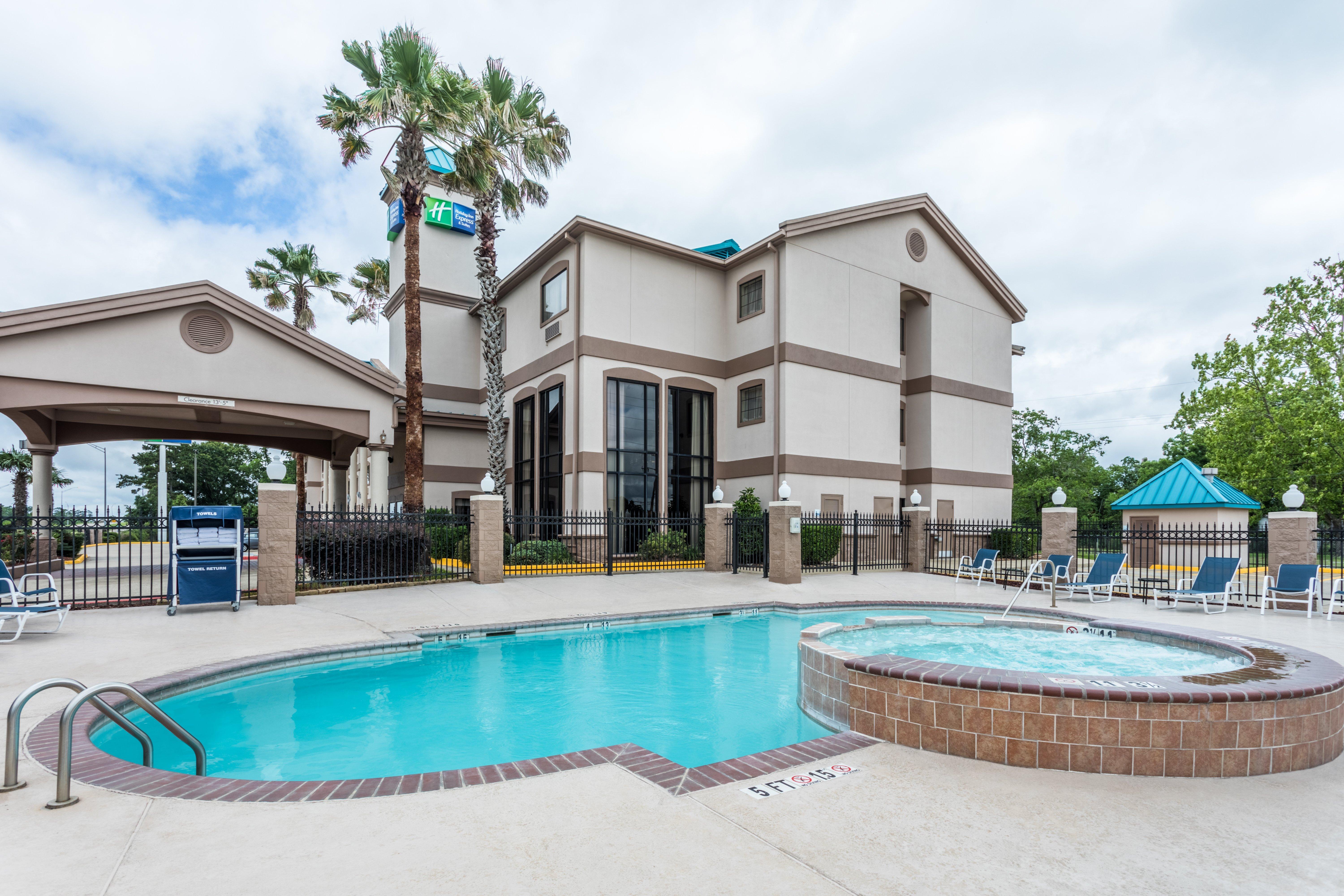 Holiday Inn Express Hotel And Suites Lake Charles By Ihg Kültér fotó