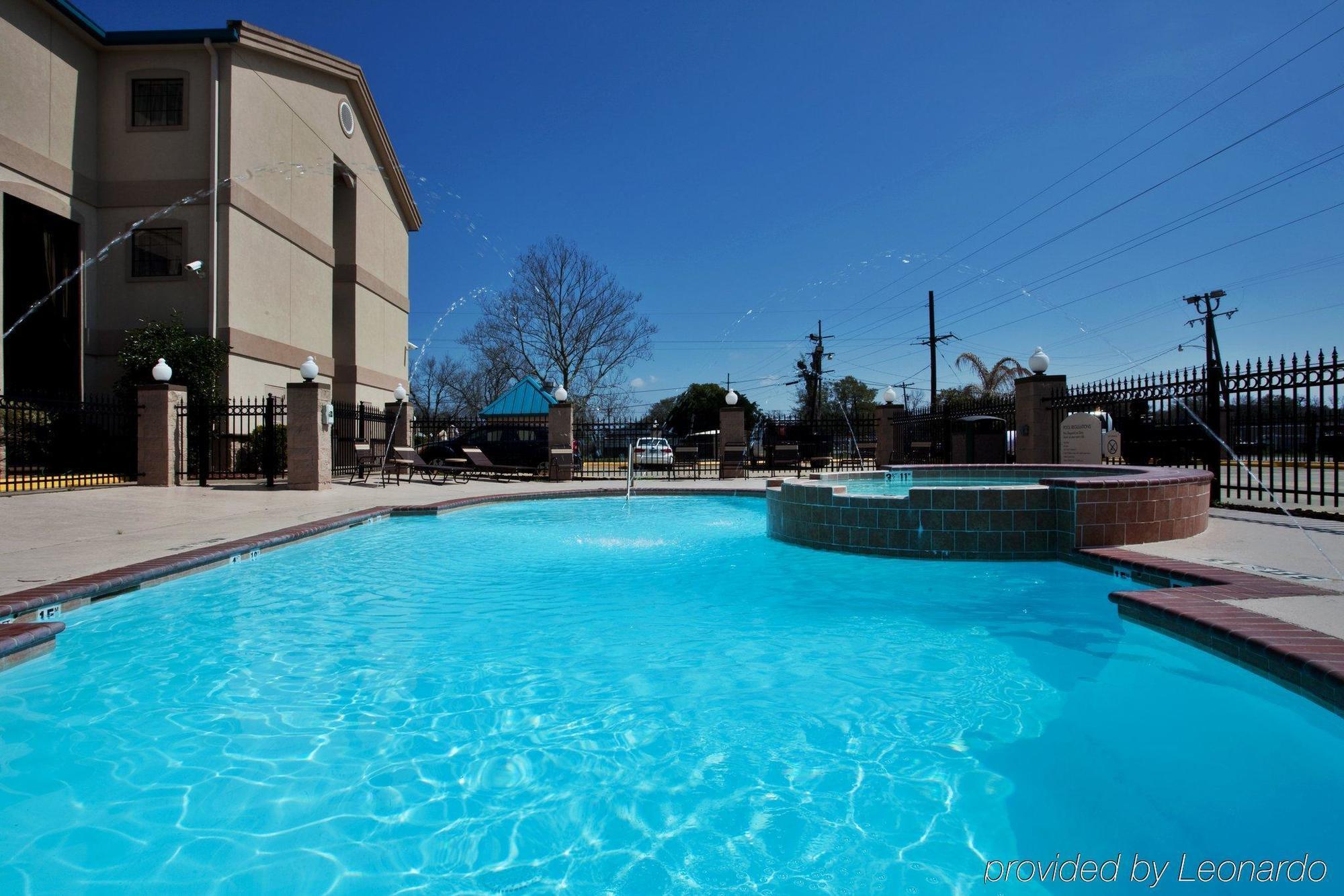 Holiday Inn Express Hotel And Suites Lake Charles By Ihg Létesítmények fotó