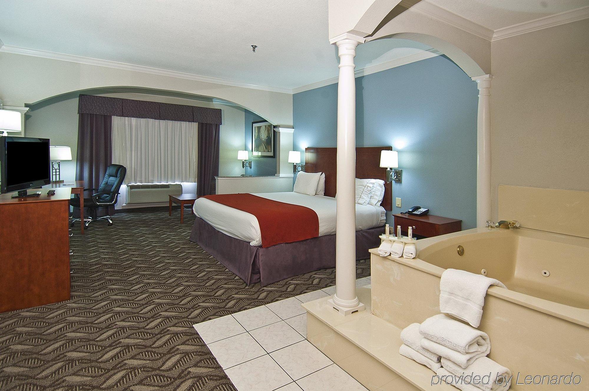Holiday Inn Express Hotel And Suites Lake Charles By Ihg Kültér fotó
